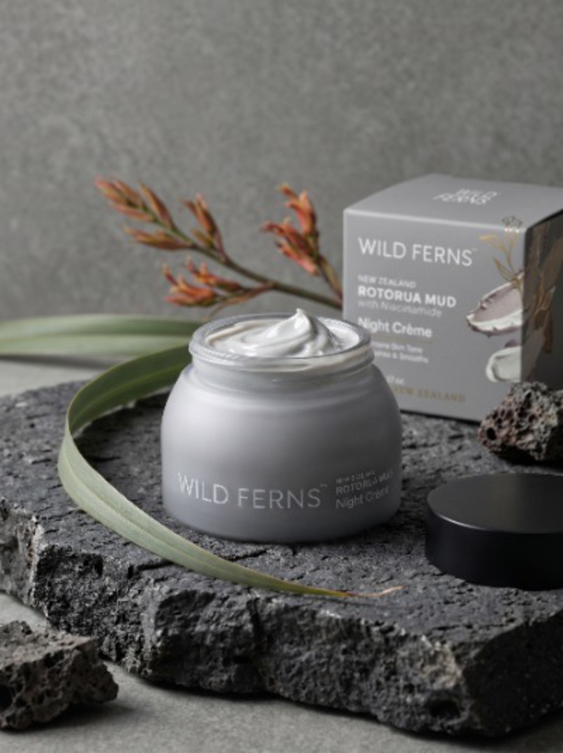 Wild Ferns Rotorua Mud Night Creme 90g image 0